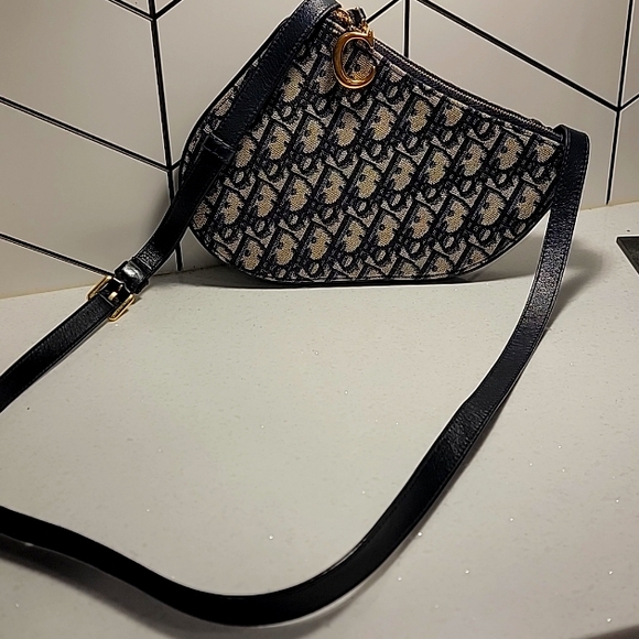 Dior Handbags - Authentic Dior Saddle bag